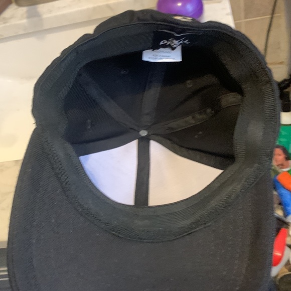 O’Neill hat - Picture 4 of 7